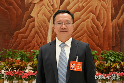 代表履責，兩會聲音｜中國樂凱黨委書記、董事長侯景濱履職盡責、建言獻策